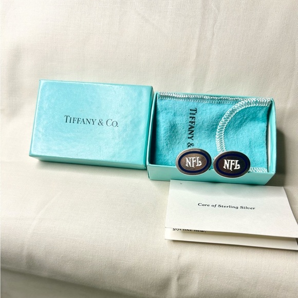Authentic Tiffany & Co. NFL Sterling Silver Cufflinks with Box and Felt Pouch - Picture 4 of 6